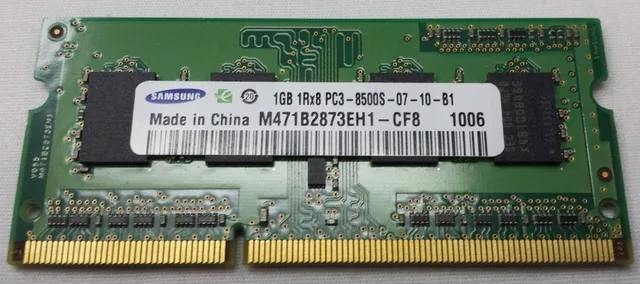 1 GB DDR3-1066 SODIMM, Samsung