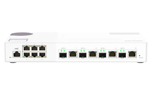 QSW-M2106-4C - Switch - Administrerad - 6 x 2.5GBase-T + 4 x combo 10 Gigabit SFP+/RJ-45 - skrivbordsmodell