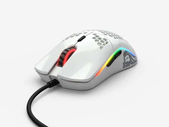 Model O Gamingmus Glossy Vit