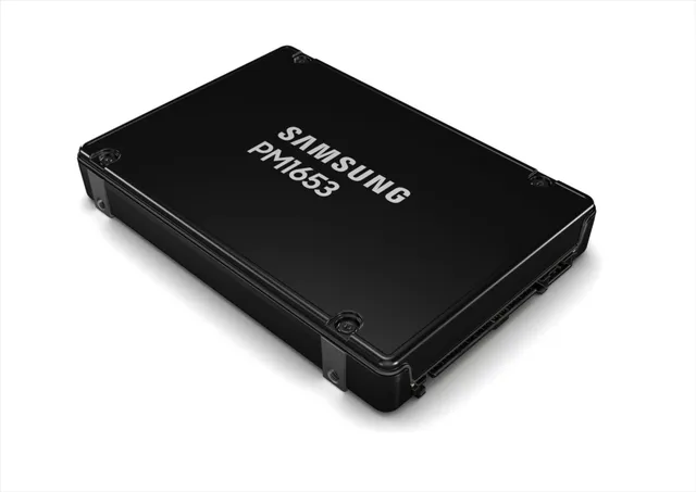 PM1653 2.5" SAS-4 - 15.36TB
