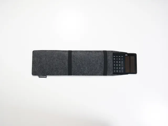 Sleeve