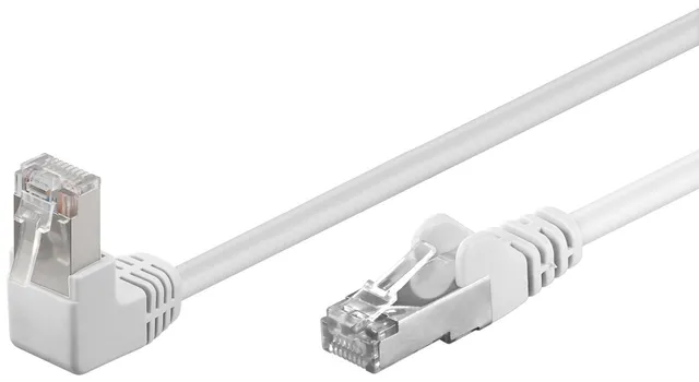 Patchkabel CAT 5e, 1x 90° vinklad, F/UTP, vit, 0,5 m kopparklädd aluminiumtråd (CCA), 1x RJ45-plugg 90 ° (8P8C)
