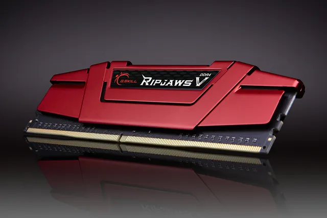 Ripjaws V DDR4-2666 - 32GB - CL19 - Quad Channel (4 pcs) - Intel XMP - Röd