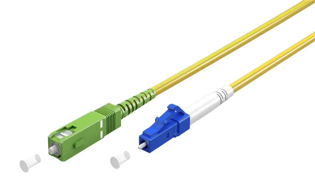 Fiberoptisk kabel (FTTH), Singlemode (OS2) Yellow, gul (Simplex), 30 m plugg SC-APC (8°) > LC plugg (UPC), halogenfri kabelhölje (LSZH)