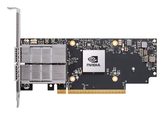 ConnectX-7 - Nätverksadapter - PCIe 5.0 x16 - 400Gb Ethernet / 400Gb InfiniBand OSFP x 1