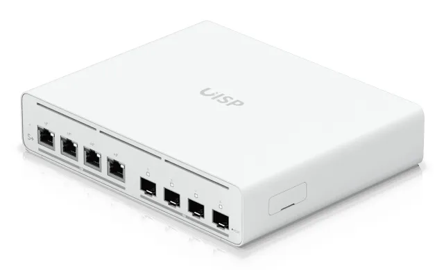 UniFi UISP Plus - Switch - Administrerad