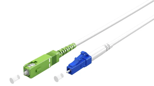 Fiberoptisk kabel (FTTH), Singlemode (OS2) White, vit (Simplex), 5 m plugg SC-APC (8°) > LC plugg (UPC), halogenfri kabelhölje (LSZH)