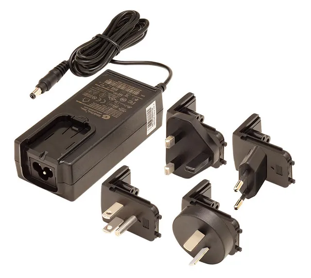 - Strömadapter - AC 100-240 V - 30 Watt